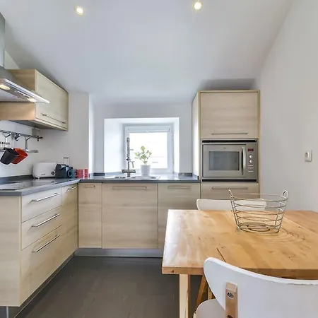 Modern With Terrace By The River شقة Lisboa