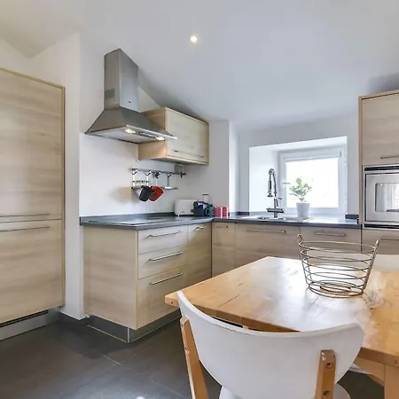 Modern With Terrace By The River Apartment Lisbon